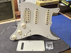 2012 FENDER USA HSS STRAT GUITAR LOADED PICKGUARD CUSTOM SHOP FAT 50'S PICKUPS