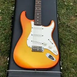 FENDER STRATOCASTER SLAB