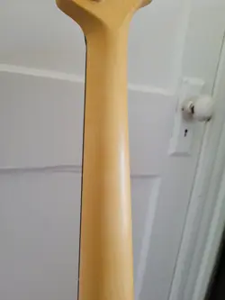 GUITAR LEFTY OLYMPIC