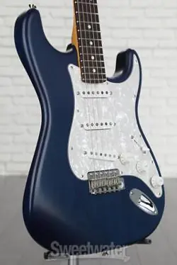 FENDER CORY WONG STRATOCASTER - SAPPHIRE BLUE TRANSPARENT WITH ROSEWOOD
