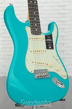 FENDER AMERICAN PROFESSIONAL II STRATOCASTER - MIAMI BLUE WITH ROSEWOOD