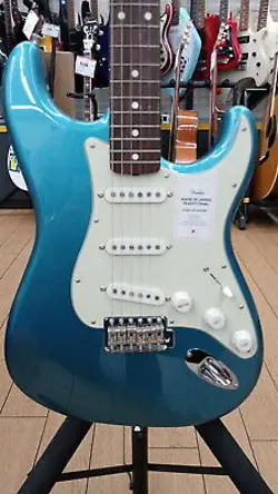 FENDER JAPAN TRADITIONAL60S STRATOCASTER USED 2020 BASSWOOD BODY W/SOFT CASE