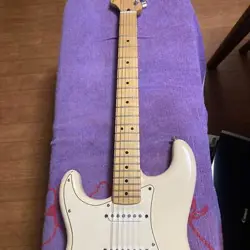 HENDRIX MODEL STRATOCASTER