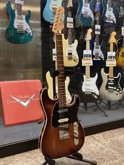 SQUIER BY FENDER PARANORMAL CUSTOM NASHVILLE STRATOCASTER/CHOCOLATE 2-COLOR SUNB