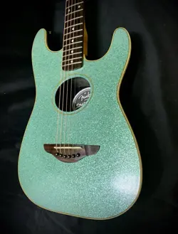 FENDER STRATACOUSTIC ACOUSTIC ELECTRIC GUITAR