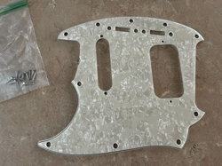 HANDED GUITAR PEARLOID