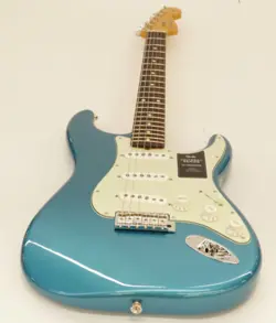 FENDER VINTERA II 60S STRATOCASTER,  LAKE PLACID BLUE ELECTRIC GUITAR