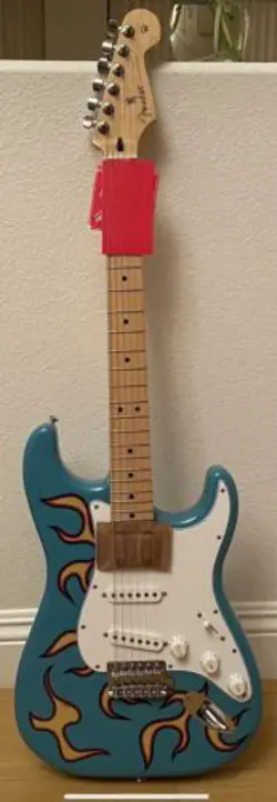 WANG GUITAR FENDER