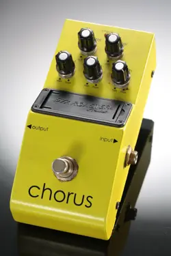 FENDER STARCASTER CHORUS GUITAR EFFECTS PEDAL