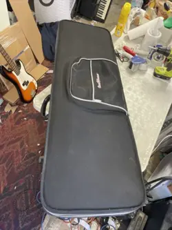 RECTANGULAR ROAD RUNNER POLYFOAM ELECTRIC BASS HARD CASE FITS FENDER P - BASS