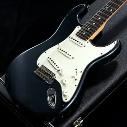 CUSTOM STRATOCASTER JOURNEYMAN