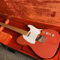 FENDER VINTERA 50’S TELECASTER / ELECTRIC GUITAR W/ HC