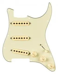 PICKGUARD COLOR MINT
