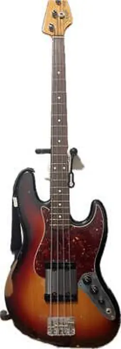 FENDER ROADWORN 60S JAZZ BASS / ELECTRIC BASS GUITAR