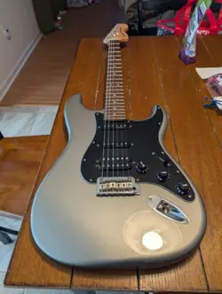 FENDER DELUXE