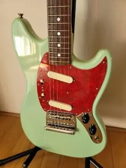 FENDER JAPAN MG69 MUSTANG ELECTRIC GUITAR 1997 - 2000 USED