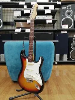 FENDER JAPAN ST-STD 3TS/R ELECTRIC GUITAR