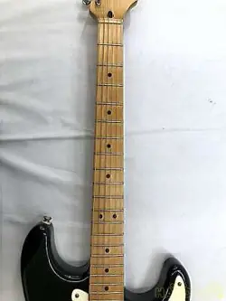 SERIES STRATOCASTER E.
