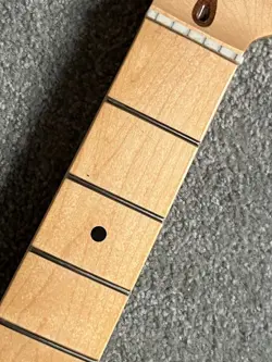 LEFTY FENDER AMERICAN PROFESSIONAL JAZZMASTER GUITAR NECK