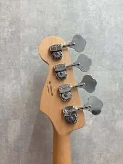 MUSICAL INSTRUMENT/FENDER/JAZZ