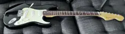 SQUIER STRAT AFFINITY BY FENDER WITH SOFT CASE