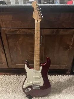 LEFT HANDED FENDER STRATOCASTER