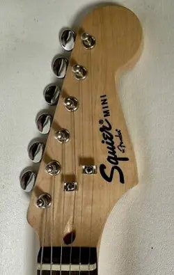 6-STRING ELECTRIC GUITAR!