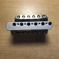 FENDER TREMOLO UNIT