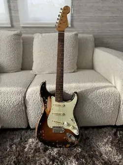 FENDER / MIKE MCCREADY STRATOCASTER / ELECTRIC GUITAR W/ HC