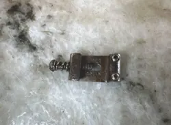 FENDER STRATOCASTER SADDLE