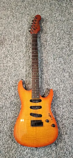 2004 FENDER SHOWMASTER