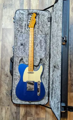 BLUE-MINT-CASE INCLUDED