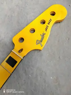 FENDER JAZZ BASS MAPLE NECK