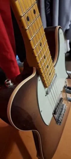 FENDER AMERICAN ULTRA TELECASTER - MOCHA BURST