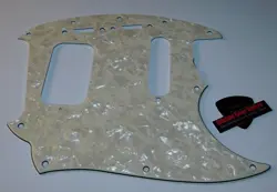 COBAIN JAG-STANG PICKGUARD