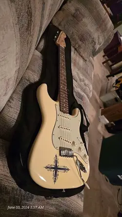 CROSS STRATOCASTER