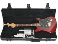 COMES WITH A CASE  FENDER AMERICAN DELUXE STRATOCASTER N3 ASH WTR R FENDER A