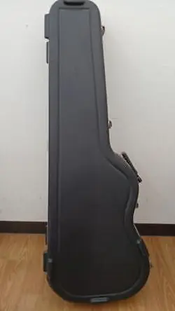 DELUXE STRATOCASTER RED