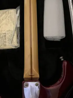 FENDER STRATOCASTER ST-72