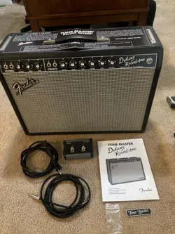 112 GUITAR AMP