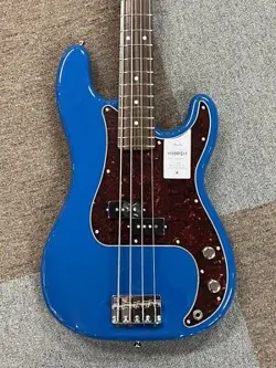 FENDER  MADE IN JAPAN HYBRID II P BASS  ROSEWOOD FINGERBOARD  FOREST BLUE
