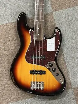 FENDER MADE IN JAPAN TRADITIONAL 60S JAZZ BASS  ROSEWOOD FINGERBOARD  3 COLOR