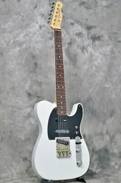 FENDER MIYAVI TELECASTER ROSEWOOD FINGERBOARD ARCTIC WHITE
