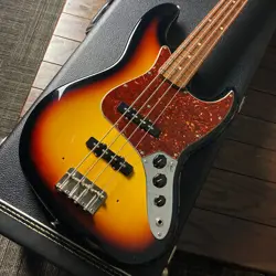 FENDER CUSTOM SHOP 64 JAZZ BASS N.O.S 3-COLOR SUNBURST 2008