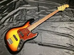 FENDER CUSTOM SHOP 1964 JAZZ BASS NOS 3-COLOR SUNBURST 2010