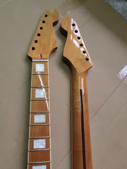 22 FRET ELECTRIC GUITAR NECK CANADIA MAPLE FOR DIY FENDER ST STRAT REPLACEMENT