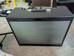 FENDER FR-12 FRFR SPEAKER