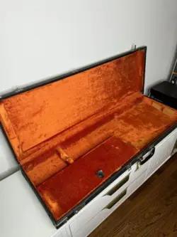 1969 FENDER JAZZMASTER