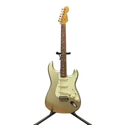 ST62-70TX STRATOCASTER GUITAR