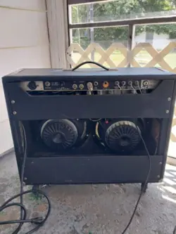 TUBE AMP BLACK